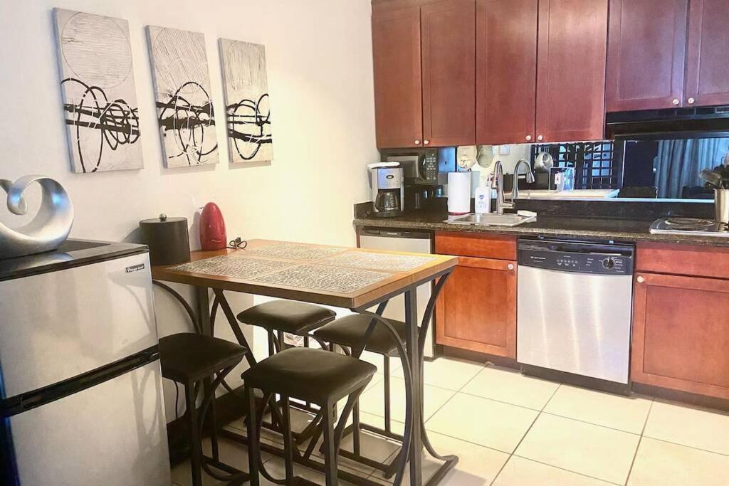 Riverview, Studio 507, Beach Steps Away!+Pool+Wifi Ruskin Eksteriør billede